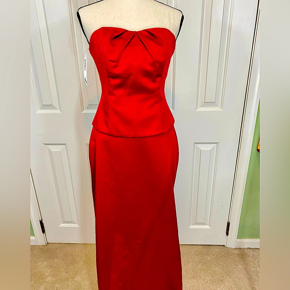 Y2K David’s bridal 2piece red satin strapless corset sz2 Matching maxi skirt sz4
